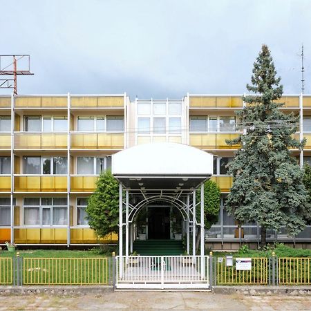Hotel Retro Lido - Vonyarcvashegy Exterior foto