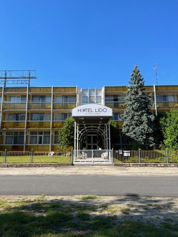 Hotel Retro Lido - Vonyarcvashegy Exterior foto